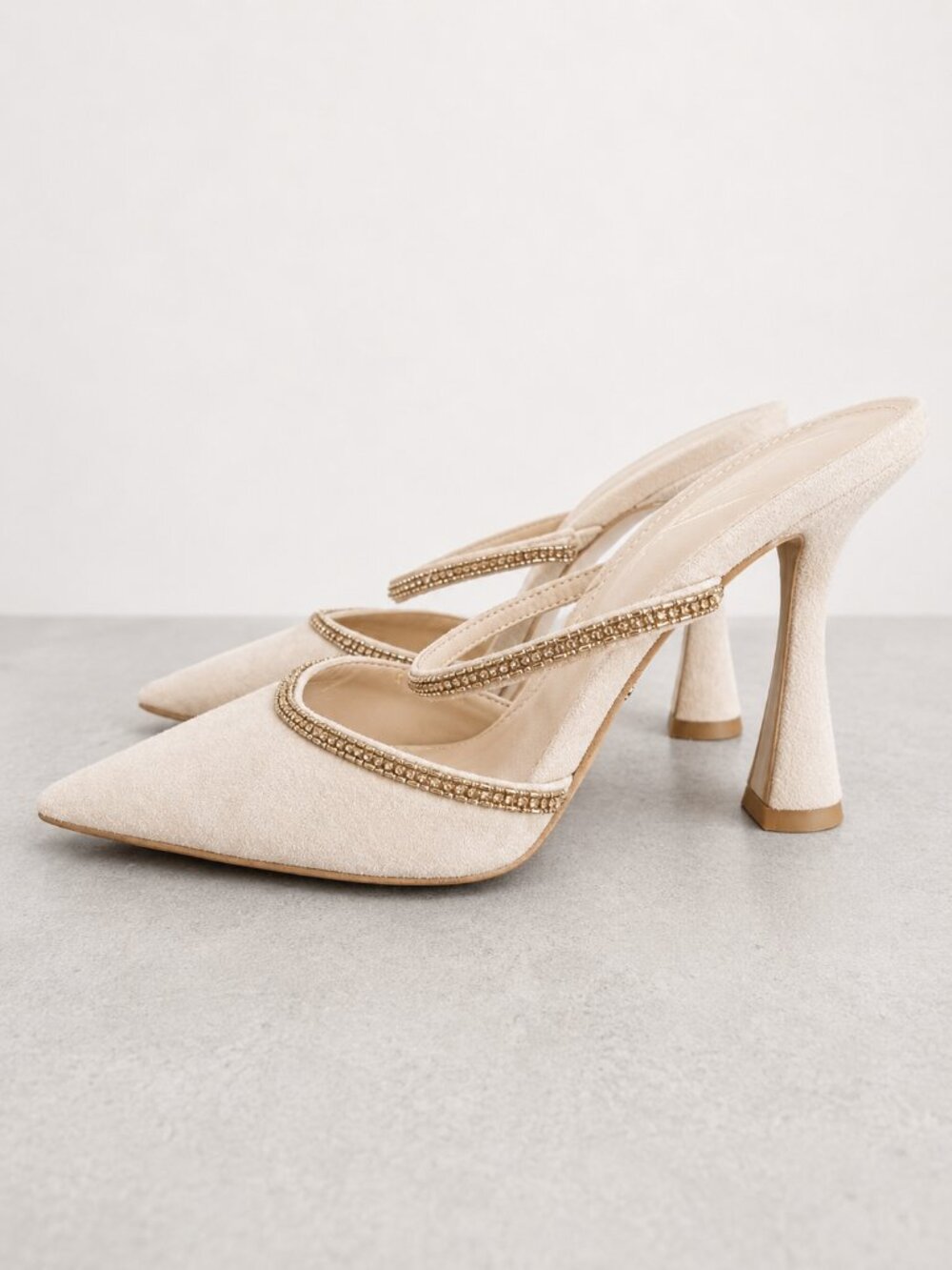 SAM EDELMAN Anita Beige Suede Embellished Pointed Toe Mules Heels - Size 7.5 - Picture 3 of 9